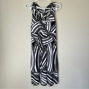 Soma Women’s Black and White Sleep Dress Size Medium